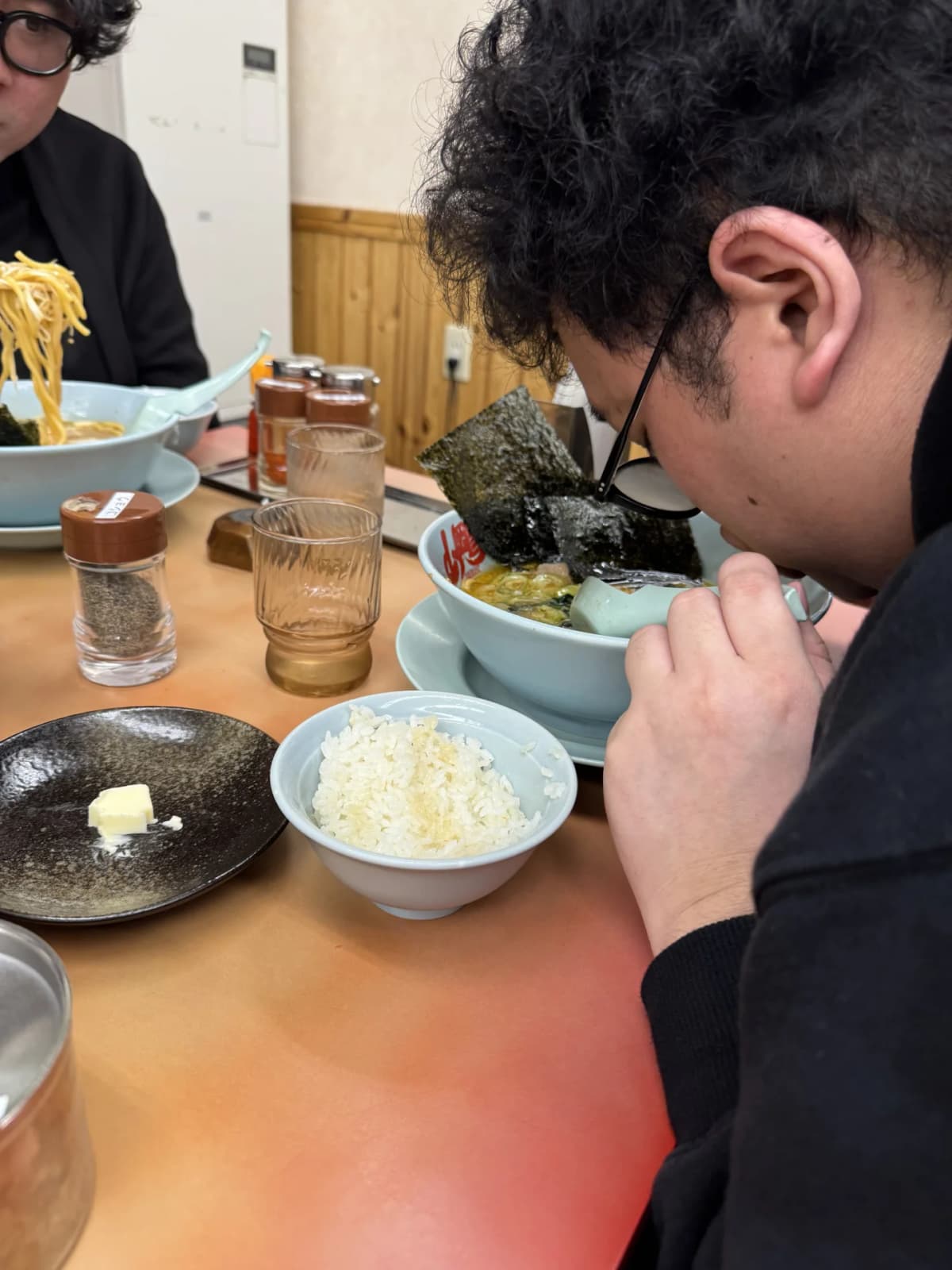 今日は山岡家